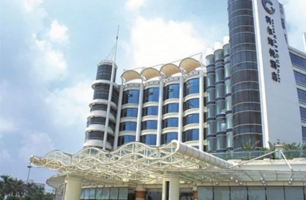 The Royal Marina Plaza Hotel Kanton Exterior foto