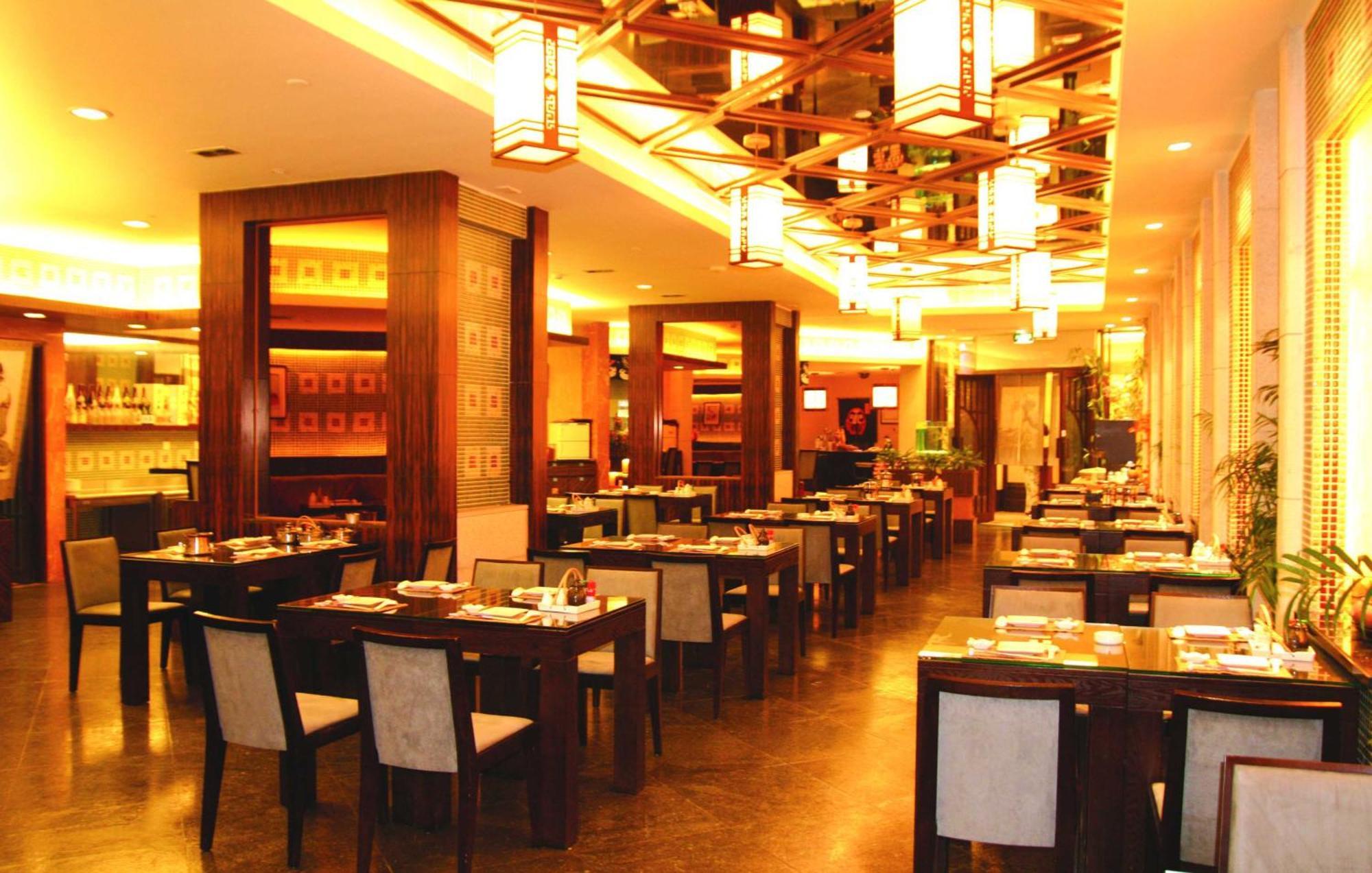 The Royal Marina Plaza Hotel Kanton Restaurant foto