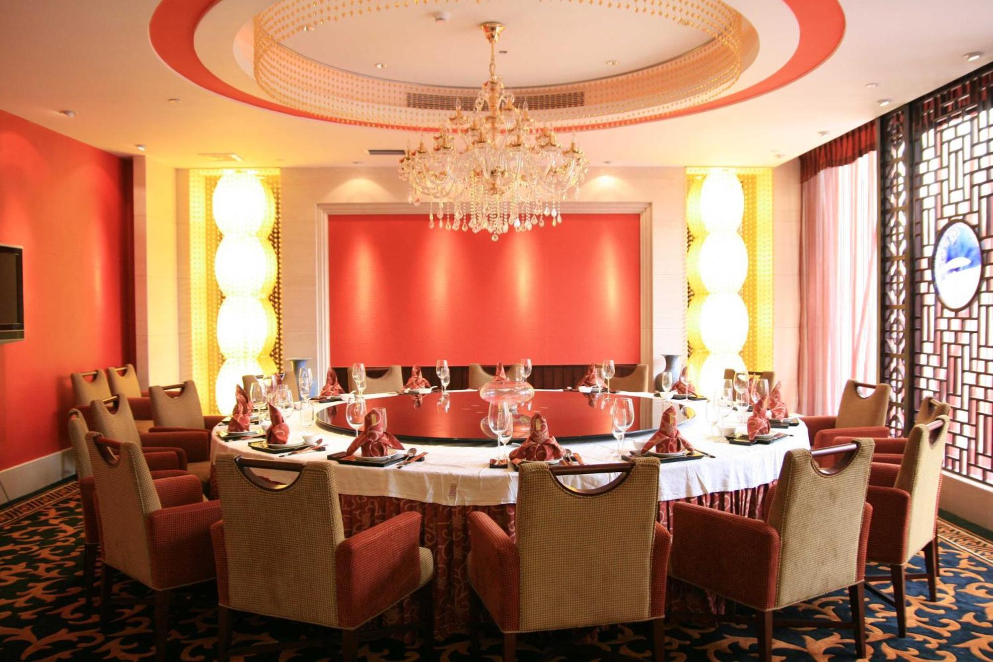 The Royal Marina Plaza Hotel Kanton Exterior foto