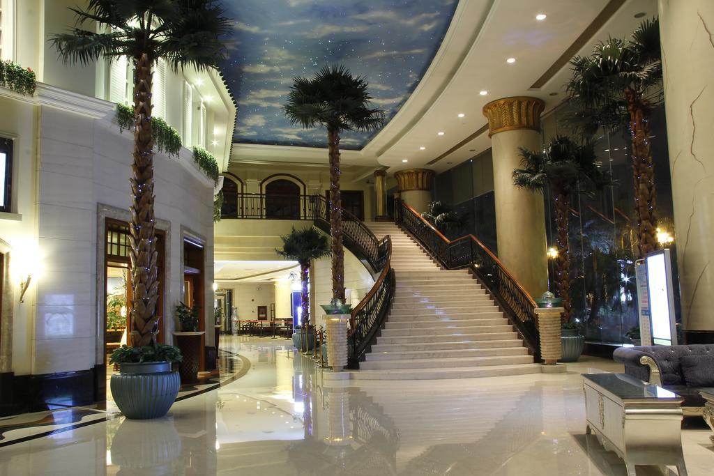 The Royal Marina Plaza Hotel Kanton Exterior foto