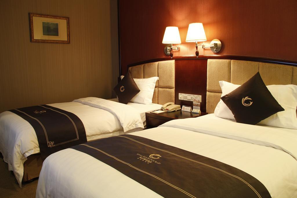 The Royal Marina Plaza Hotel Kanton Exterior foto