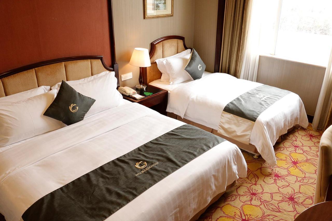 The Royal Marina Plaza Hotel Kanton Exterior foto